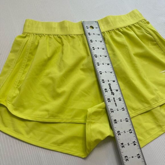 Gymshark Women’s Bright Yellow Training Loose Fit Shorts Size Medium - Picture 6 of 9